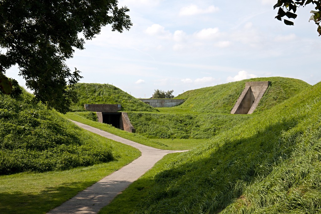 hellevoetsluis vestingstad voorne putten Droogdok Jan Blanken hdr vestingswallen kazerne bernisse
